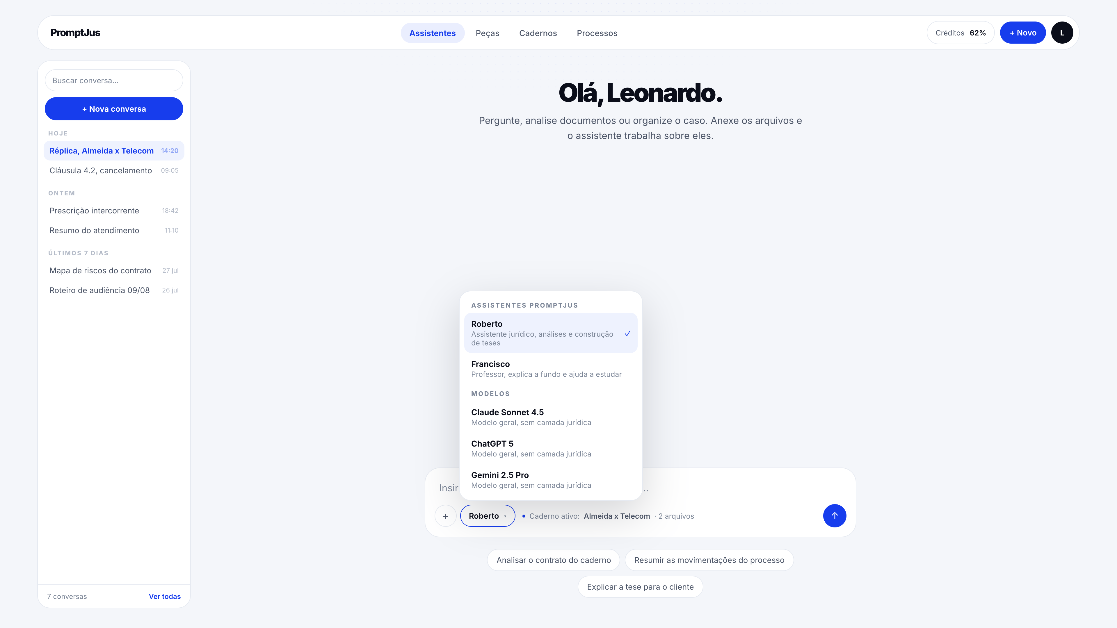 Tela inicial do PromptJus com a lista de assistentes jurídicos disponíveis